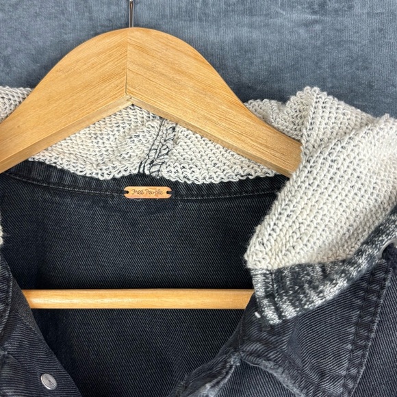 Free People Black and Gray Hybrid Jean Jacket - Picture 4 of 12